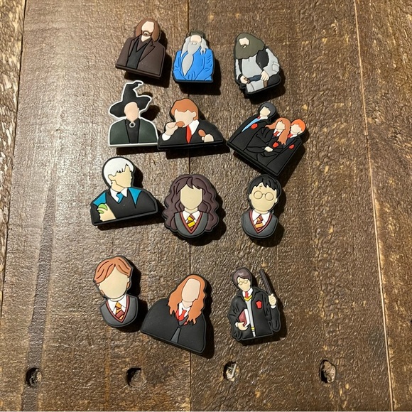 12 piece Harry Potter Crocs Charms Set - Picture 1 of 3